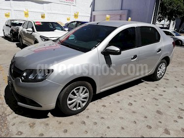 foto Renault Logan Authentique usado (2017) color Plata precio $125,000