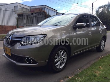 foto Renault Logan Privilege usado (2016) color Beige precio $32.900.000