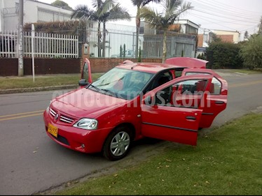 Renault Logan 1.6L Expression Ac usado (2010) color Rojo precio $20.900.000