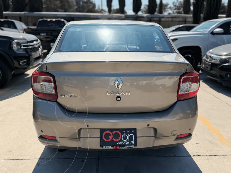 renault logan