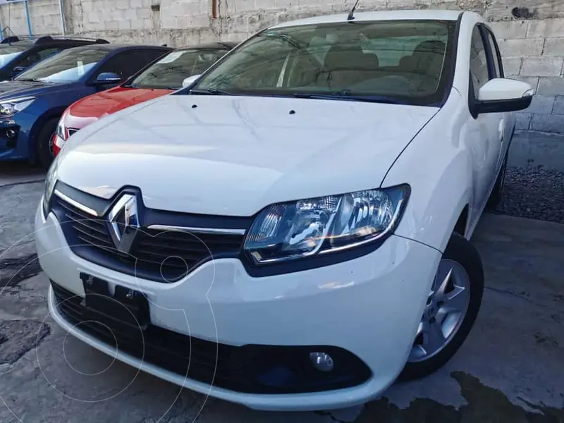 Renault Logan Dynamique usado (2015) color Blanco Glaciar precio $159,000