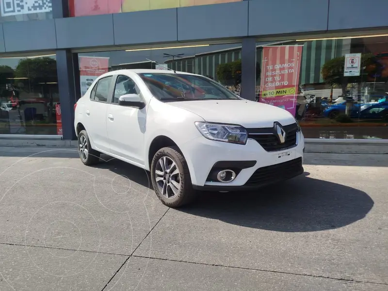 Foto Renault Logan Intens Aut usado (2024) color Blanco precio $239,000