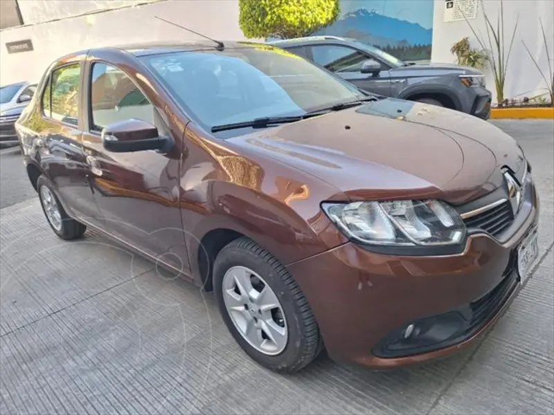 Foto Renault Logan Dynamique usado (2015) color Ocre precio $136,000