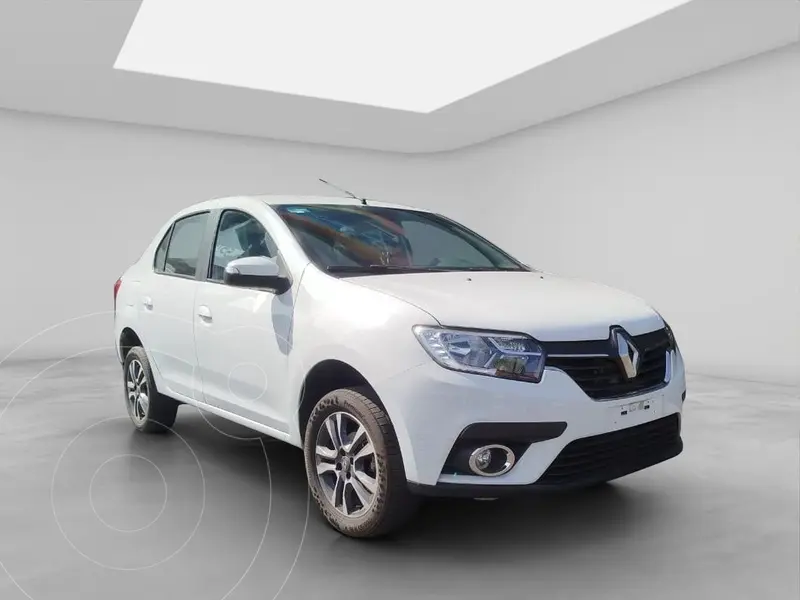 Renault Logan Intens Aut usado (2024) color Blanco precio $230,000
