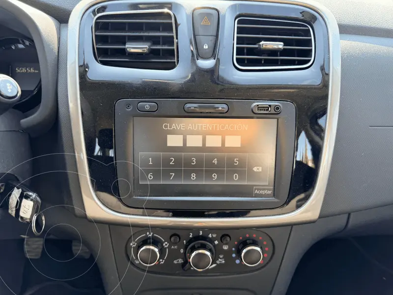 renault logan