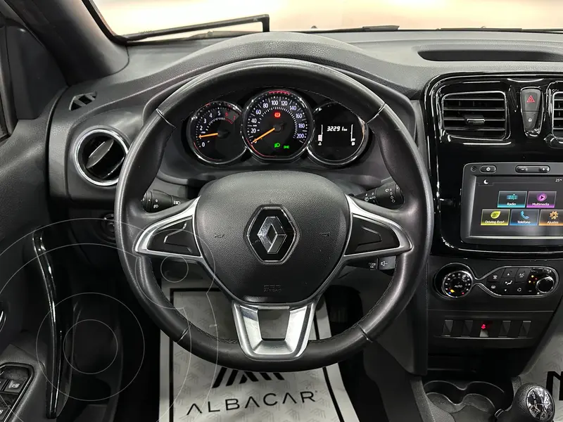 renault logan