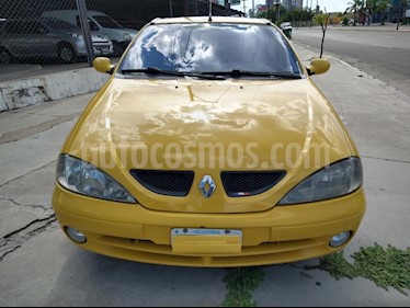 Renault Megane II L Coupe usado (2001) color Amarillo precio $270.000