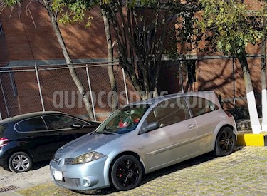 Foto venta Auto usado Renault Megane 2.0L Sport (2005) color Azul precio $87,000