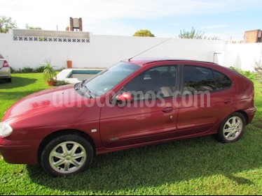 Foto venta Auto usado Renault Megane Bic 1.9 TD RXE (2006) color Bordo precio $154.000