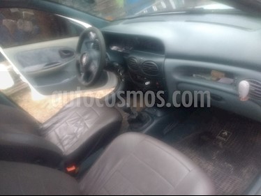 Foto venta Auto usado Renault Megane Bic 2.0 RXE Full (1998) color Blanco precio $85.000