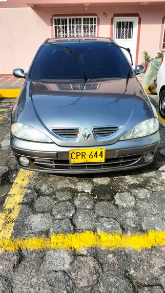 2008 Renault Mégane 1.6L Unique Mec 4P