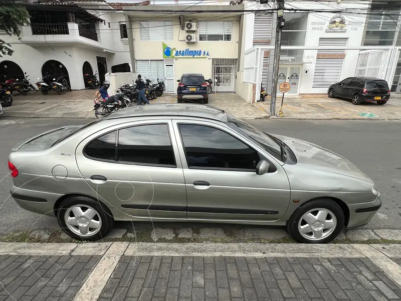 2004 Renault Mégane 16