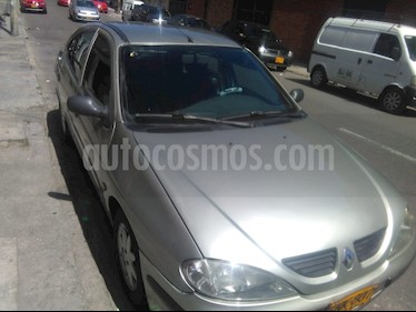 Foto venta Carro Usado Renault Megane PKE (2004) color Verde precio $10.500.000