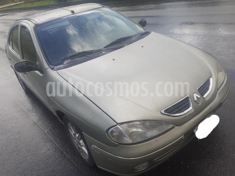 Renault Megane Auto. usado (2003) color Verde precio u$s800