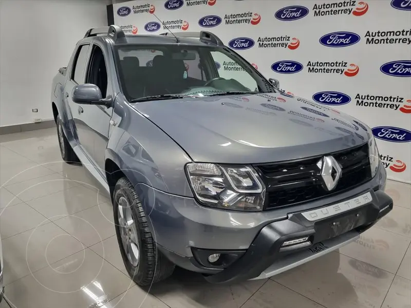 Foto Renault Oroch Intens Aut usado (2019) color Gris precio $289,000