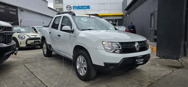 Foto Renault Oroch Zen usado (2020) color Blanco financiado en mensualidades(enganche $65,448 mensualidades desde $7,560)