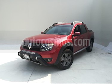 foto Renault Oroch Outsider usado (2019) color Rojo Fuego precio $310,200