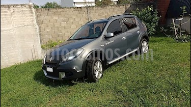 foto Renault Sandero Stepway 1.6 Confort usado (2011) color Gris precio $230.000