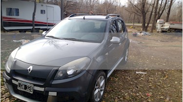 Foto venta Auto usado Renault Sandero Stepway 1.6 Confort (2012) color Gris Estrella precio $250.000