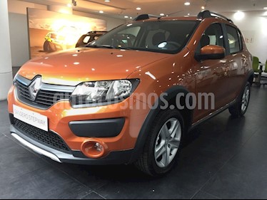 foto Renault Sandero Stepway 1.6 Dynamique nuevo color Blanco Glaciar precio $728.000