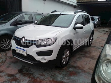 foto Renault Sandero Stepway 1.6 Privilege usado (2017) color Blanco precio $680.000