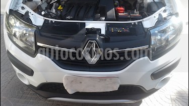 foto Renault Sandero Stepway 1.6 Privilege usado (2016) color Blanco precio $400.000