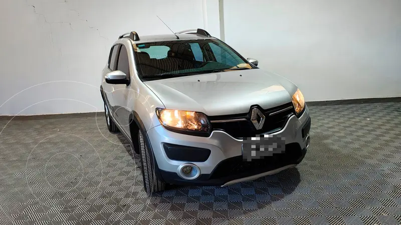 Foto Renault Sandero Stepway 1.6 Privilege usado (2017) color Gris precio $18.130.000