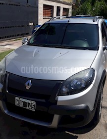 Renault Sandero Stepway 1.6 Privilege NAV usado (2013) color Plata precio $445.000