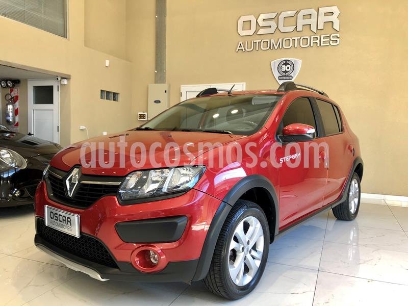 foto Renault Sandero Stepway 1.6 Privilege NAV usado (2016) color Rojo Fuego precio $939.000