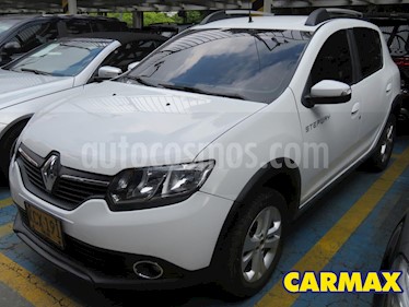foto Renault Sandero Stepway Expression usado (2017) color Blanco precio $40.900.000