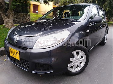Foto venta Carro Usado Renault Sandero 1.6 Authentique AA Mec 5P (2015) color Gris precio $25.900.000