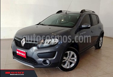 foto Renault Sandero 1.6 GT Line usado (2015) color Gris Oscuro precio $410.000