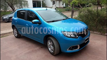 foto Renault Sandero 1.6 Privilège Nav usado (2015) color Azul precio $390.000
