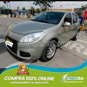 foto Renault Sandero Expression usado (2013) color Gris Beige precio $22.490.000