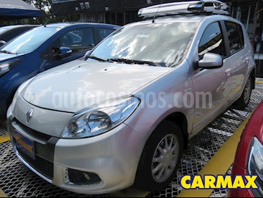 Renault Sandero Dynamique Aut usado (2014) color Plata precio $29.900.000
