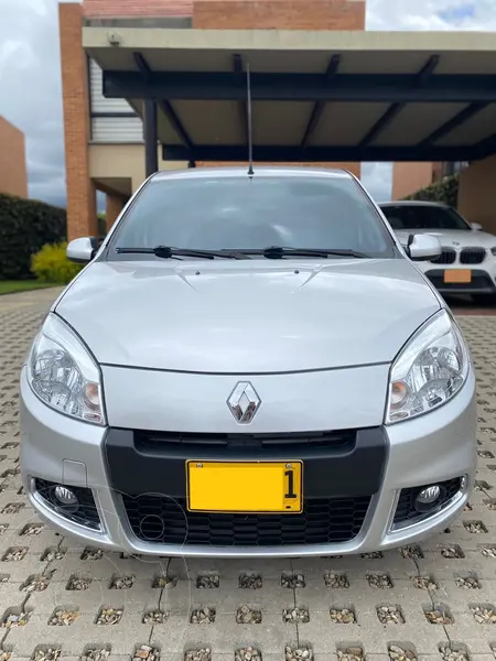 2016 Renault Sandero Automático