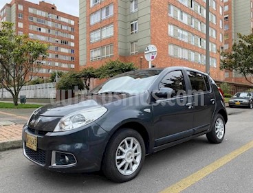 foto Renault Sandero 1.6L Dynamique usado (2013) color Gris precio $21.700.000