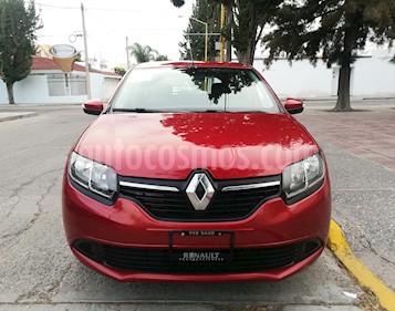Foto venta Auto Seminuevo Renault Sandero Expression Aut (2017) color Rojo Fuego precio $146,000