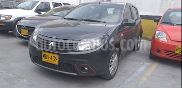 foto Renault Sandero GT usado (2012) color Gris Cometa precio $24.900.000