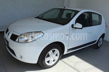 Renault Sandero 5p Dynamique 5vel a/a usado (2011) color Blanco precio $99,000