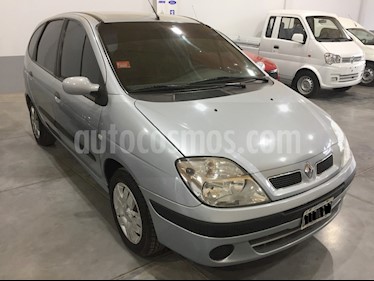 Foto Renault Scenic - usado (2006) color Gris Plata precio $210.000