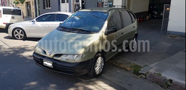 Foto Renault Scenic 1.6 RT Plus 16V usado (2000) color Verde precio $159.000