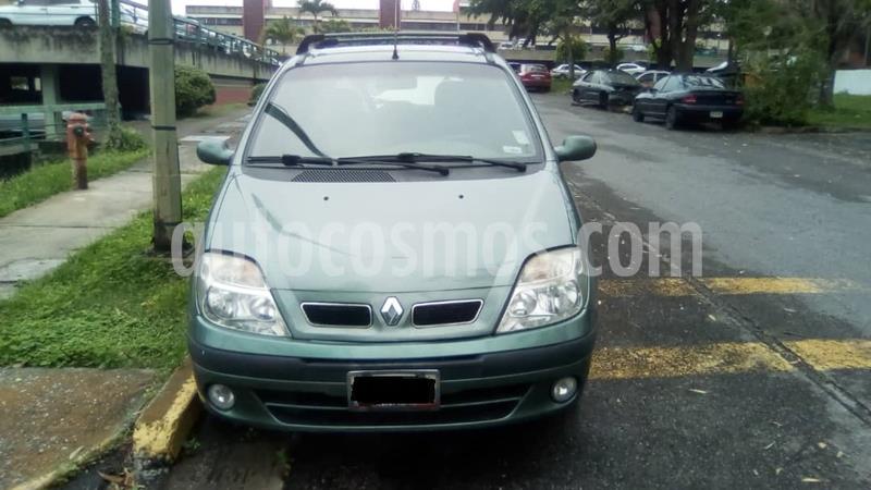 Renault Scenic 1.6L usado (2007) color Verde precio BoF2.000