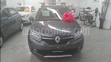 foto Renault Stepway Expression usado (2017) color Gris Estrella precio $175,000