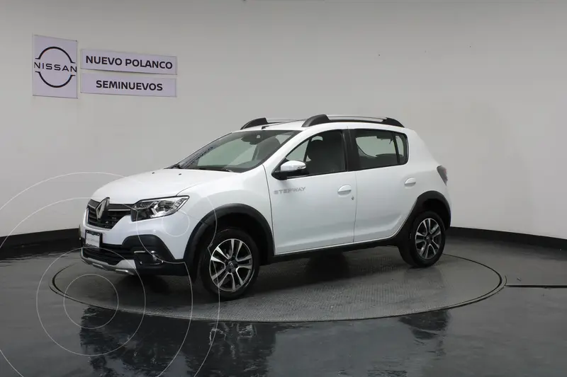 Foto Renault Stepway Intens usado (2024) color Blanco precio $256,000