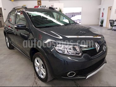 foto Renault Stepway Zen usado (2018) color Gris Cometa precio $189,000