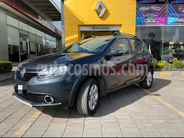 foto Renault Stepway Dynamique usado (2017) color Gris Cometa precio $152,000