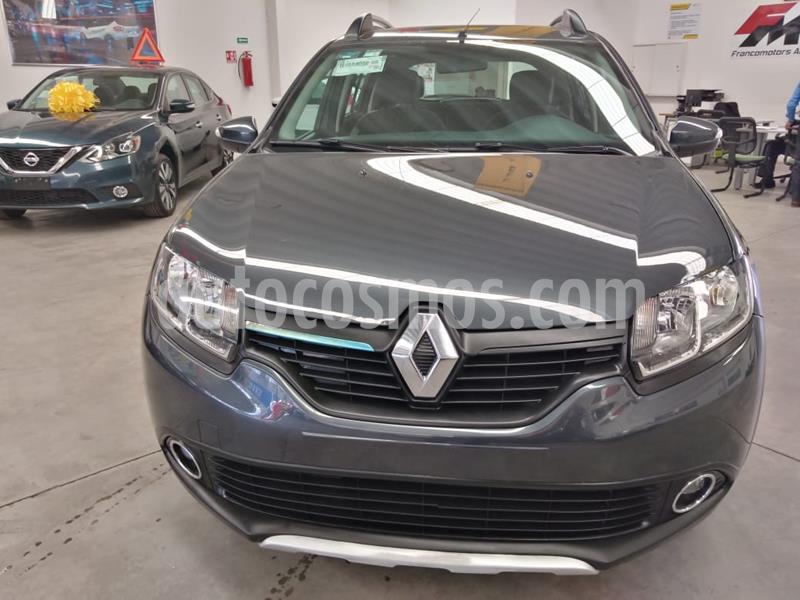 foto Renault Stepway Zen usado (2018) color Gris precio $189,000
