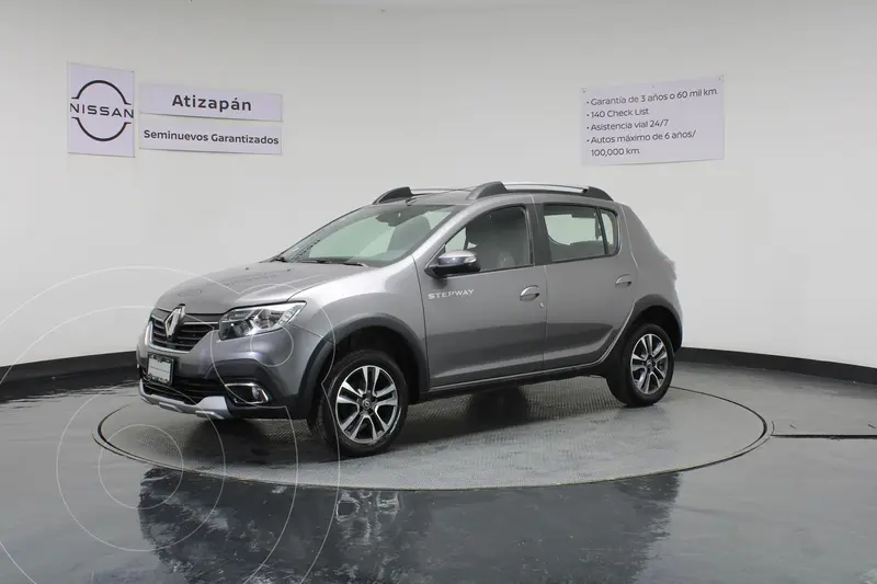 Foto Renault Stepway Intens usado (2023) color Gris precio $260,000