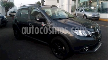 Foto venta Auto usado Renault Stepway Trek (2018) color Gris Cometa precio $210,000